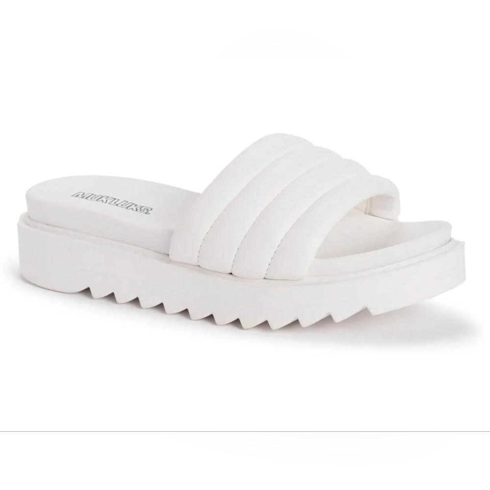 NWT MUK LUKS White Sun Catcher Puffer Platform Slide Sandals NEW IN BOX